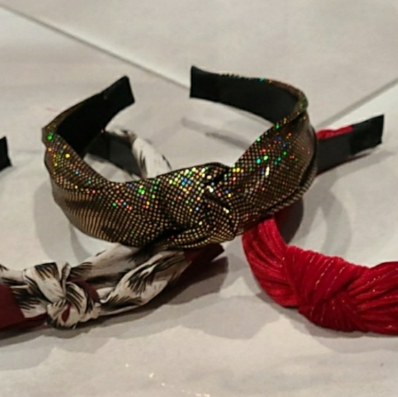 Accessories - 3 knot Headbands - New